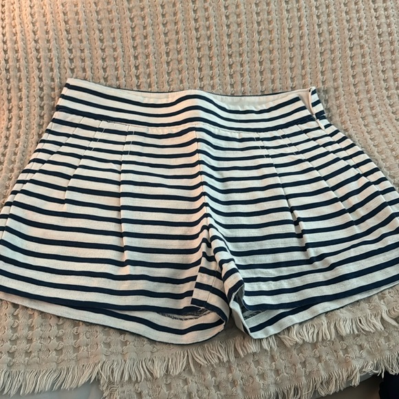 Excellent condition. - Picture 1 of 3